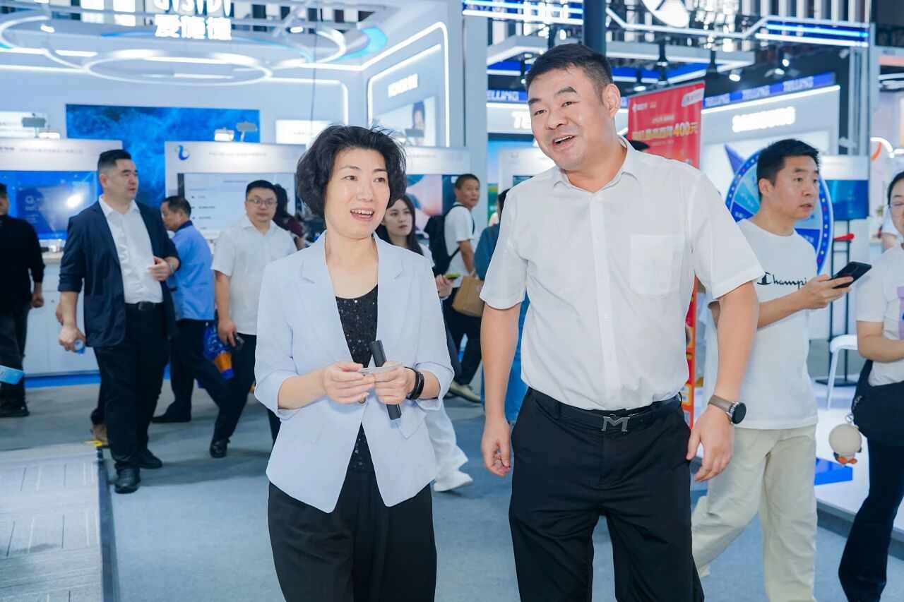 亨通光电受邀参加2025中国移动全球合作伙伴大会(图3)